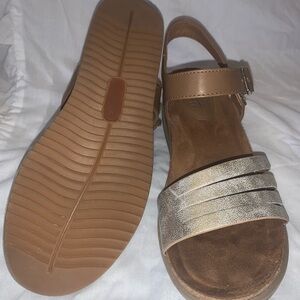 Elegant Tan and Silver Women's Sandals